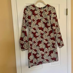 Zara Sheath long sleeve dress XS.  Work attire/ holiday fall winter